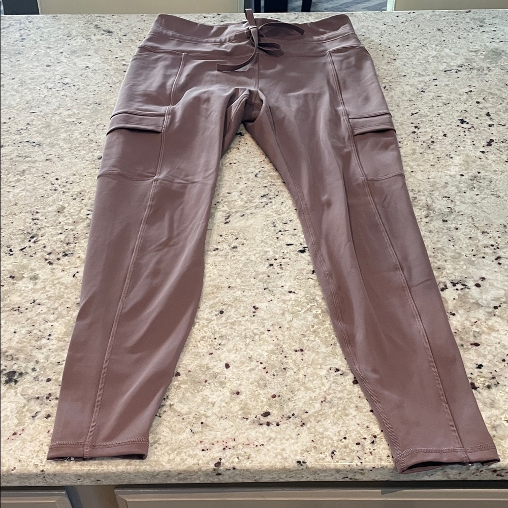 Athleta Ranier Cargo Leggings